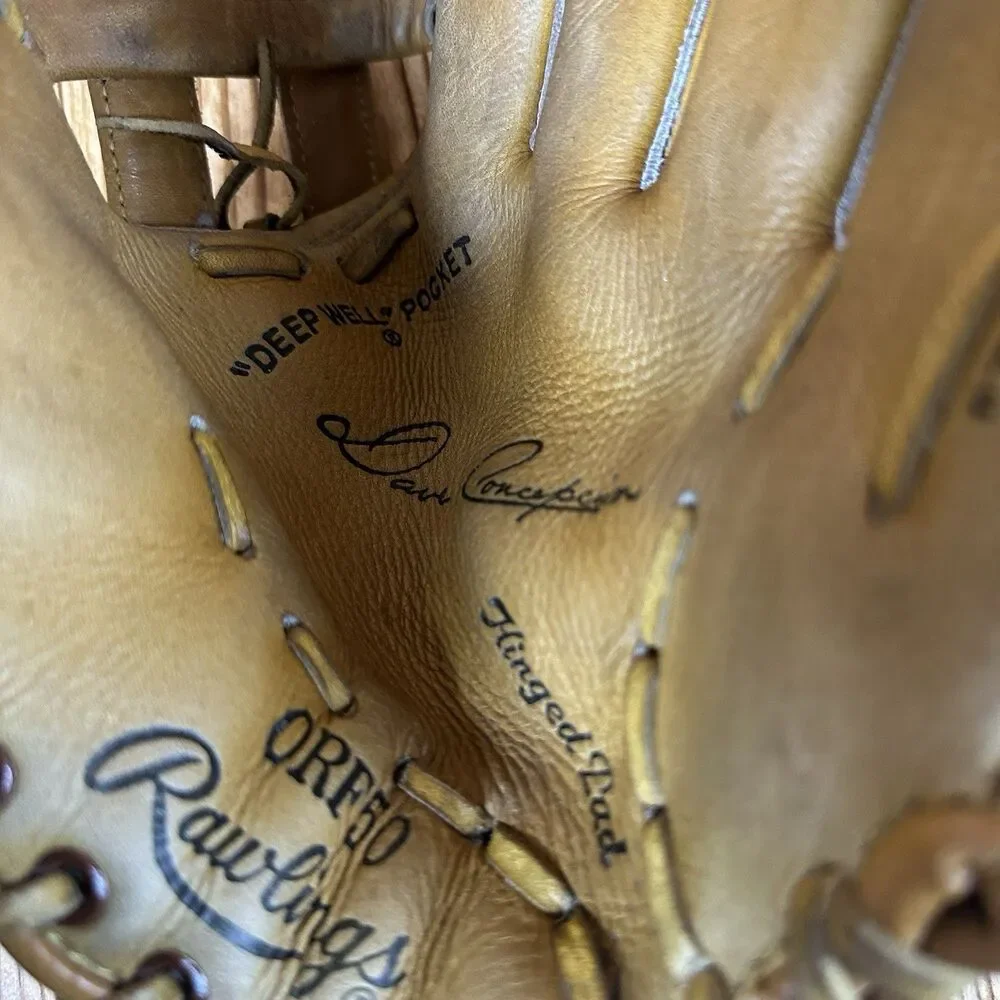 Vintage Rawlings Baseball Glove Mike ‎ Schmidt 1061 -Edge-u-Cated Heel - Picture 3 of 11